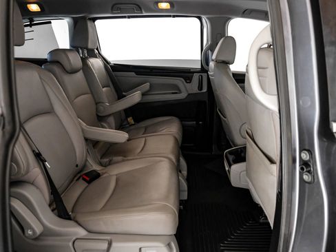 Used 2018 Honda Odyssey Touring image 33