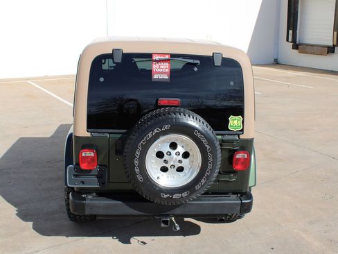 Used 1998 Jeep Wrangler Sahara image 21