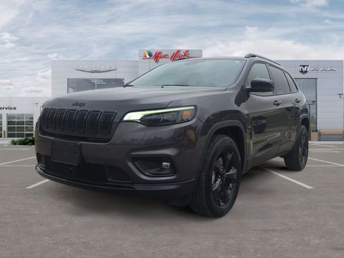 Used 2023 Jeep Cherokee Altitude Lux AWD/4WD image 1