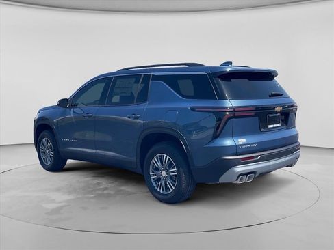 New 2026 Chevrolet Traverse LT FWD image 5