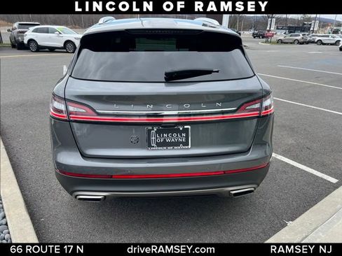 Used 2023 Lincoln Nautilus AWD w/ Premium Package image 4