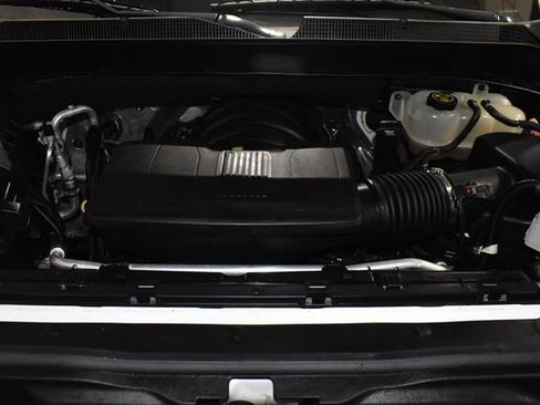 Used 2020 Chevrolet Silverado 1500 High Country w/ Safety Package II image 11