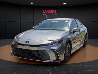 Used 2025 Toyota Camry SE