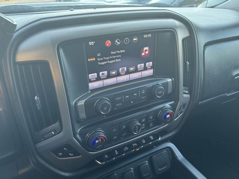 Used 2016 GMC Sierra 2500 Denali w/ Duramax Plus Package image 12