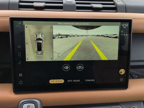 Certified 2024 Land Rover Defender 130 X-Dynamic SE AWD/4WD image 32