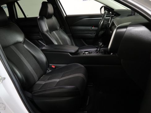 Used 2024 MAZDA CX-50 AWD 2.5 S w/ Cargo Package image 20