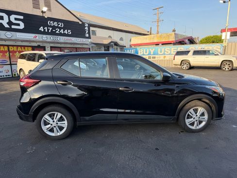 Used 2024 Nissan Kicks S FWD image 5