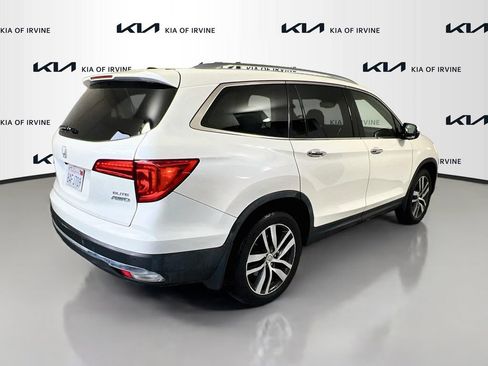 Used 2017 Honda Pilot Elite image 7