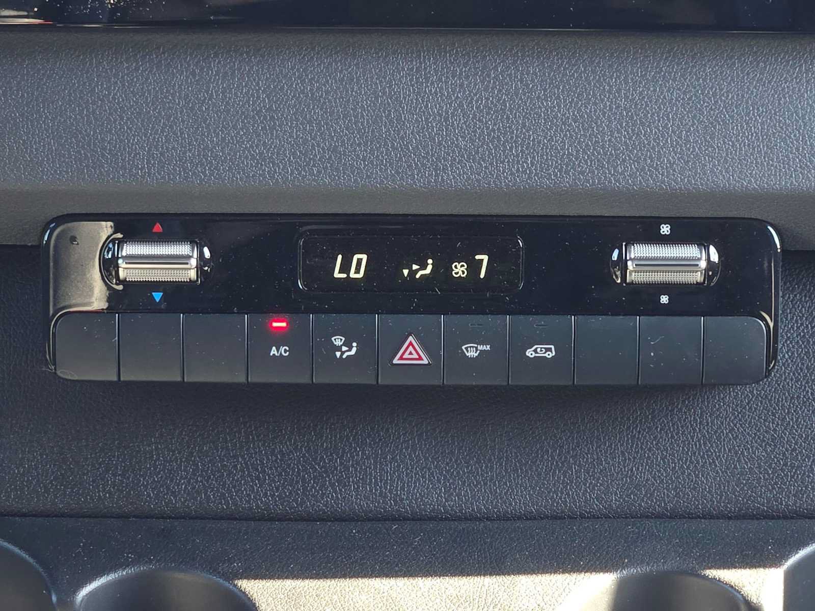 Used 2026 Mercedes-Benz Sprinter 2500 image 29