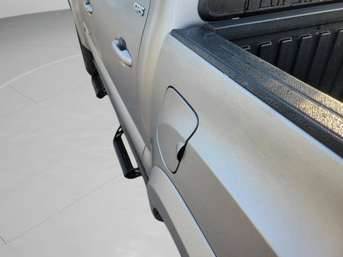 Used 2021 Toyota Tacoma SR5 image 19