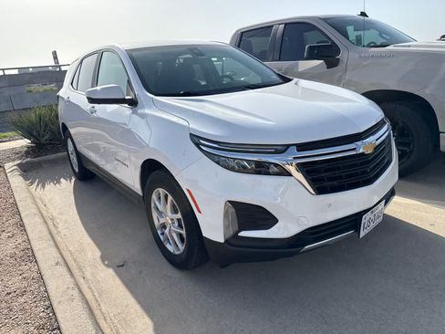Used 2023 Chevrolet Equinox LT AWD/4WD image 3