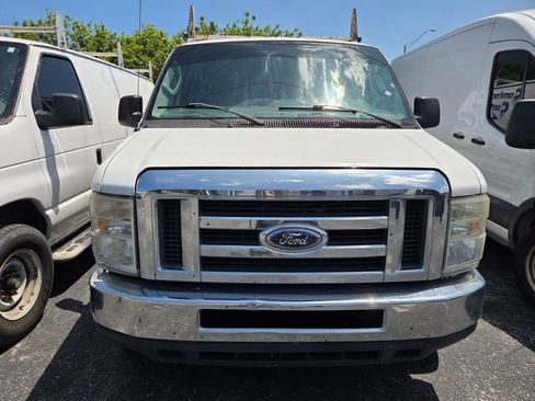 Used 2013 Ford E-250 and Econoline 250 w/ PWR Group RWD image 2