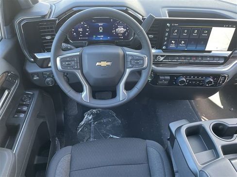 New 2026 Chevrolet Silverado 1500 LT image 8