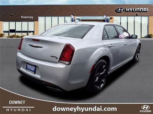 Used 2023 Chrysler 300 S image 4