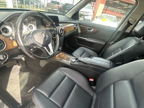 Used 2013 Mercedes-Benz GLK 350 4MATIC image 9