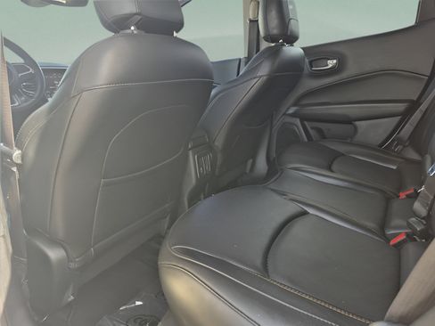 Used 2020 Jeep Compass Limited FWD image 17