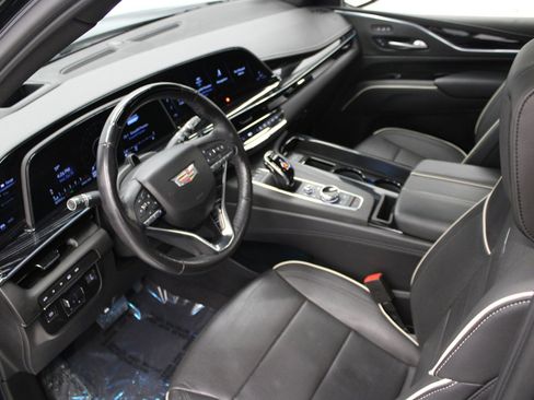 Used 2023 Cadillac Escalade ESV Sport image 19