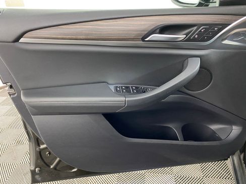 Used 2018 BMW X3 xDrive30i w/ Convenience Package image 11