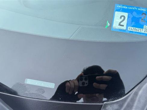 Used 2014 Nissan Rogue S image 3