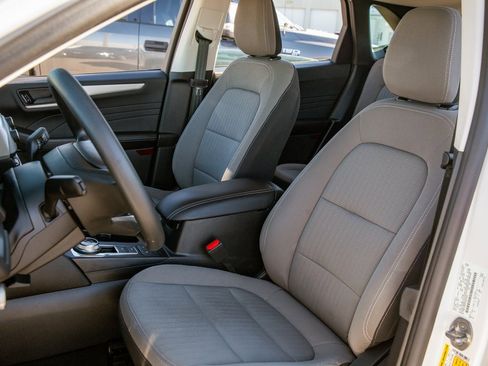 Used 2022 Ford Escape S image 13