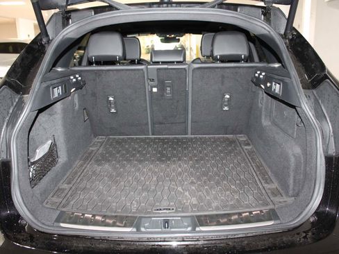 Used 2021 Jaguar F-PACE R-Dynamic S AWD/4WD image 7