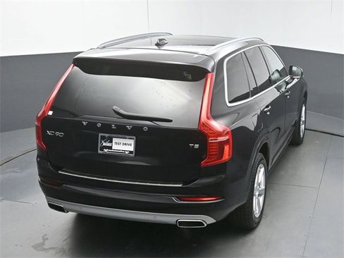 Used 2021 Volvo XC90 T5 Momentum w/ Climate Package image 48