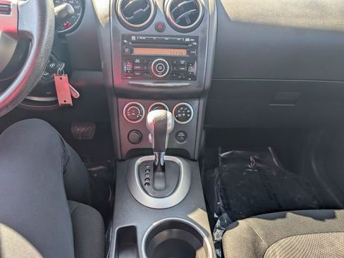 Used 2011 Nissan Rogue S image 13