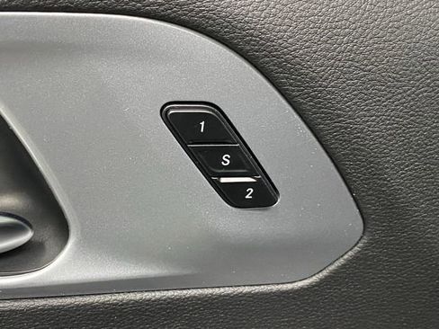 New 2026 Chrysler Pacifica Limited w/ S Appearance Package AWD/4WD image 28