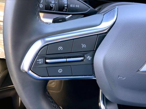 Certified 2025 Chevrolet Suburban Z71 image 23