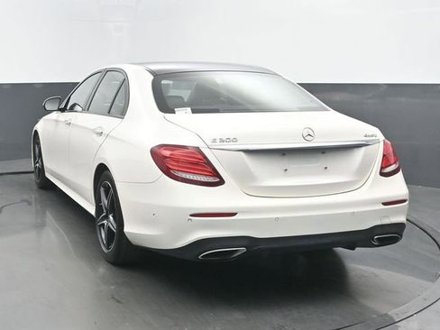 Used 2018 Mercedes-Benz E 300 4MATIC image 4