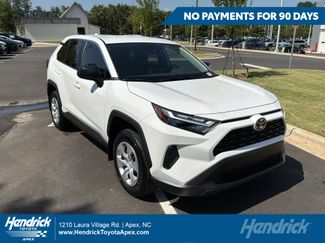Used 2025 Toyota RAV4 LE FWD video 1