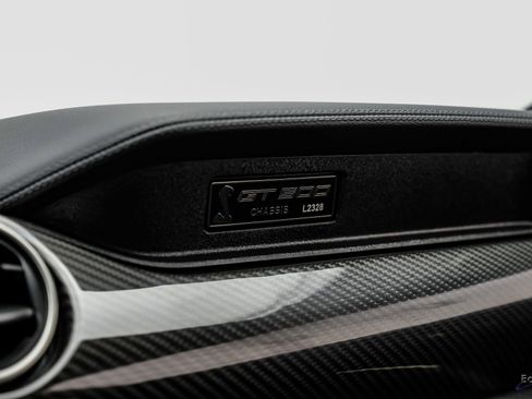 Used 2020 Ford Mustang Shelby GT500 w/ Carbon Fiber Track Pack RWD image 79