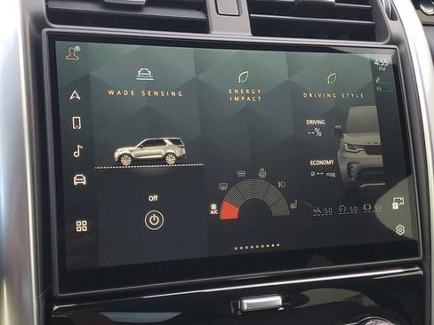 New 2025 Land Rover Discovery S AWD/4WD image 28