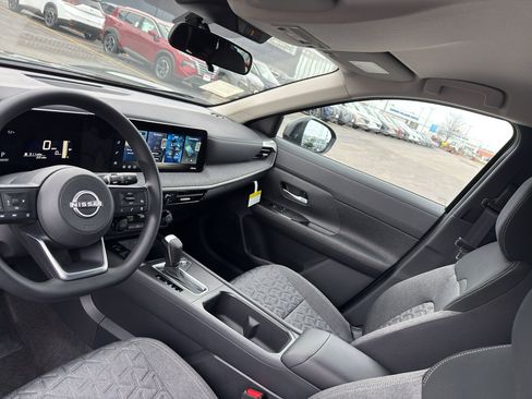 New 2026 Nissan Kicks SV image 25