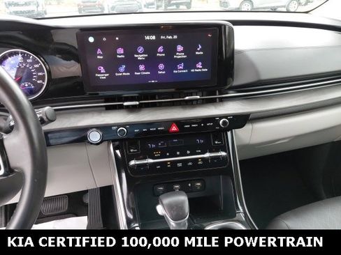 Certified 2024 Kia Carnival EX image 12