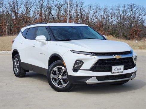 Used 2024 Chevrolet Blazer LT w/ Convenience Package image 1