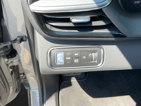 Certified 2026 Buick Enclave Sport Touring AWD/4WD image 29