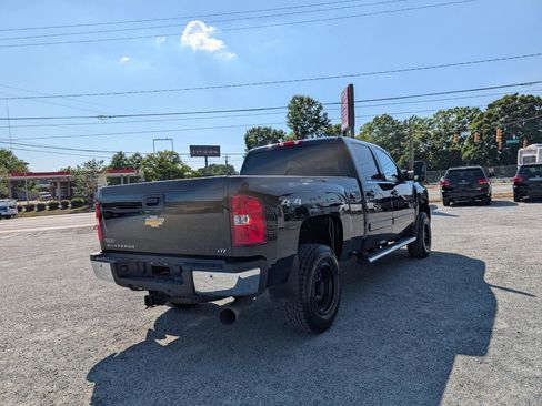 Used 2007 Chevrolet Silverado 2500 LTZ w/ Safety Package AWD/4WD image 6