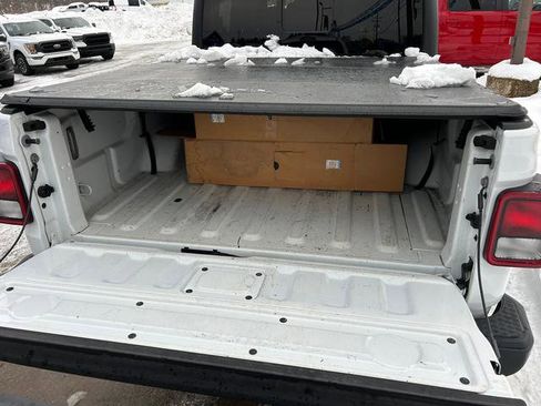 Used 2021 Jeep Gladiator Sport image 19