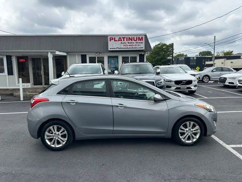 Used 2014 Hyundai Elantra GT FWD image 4