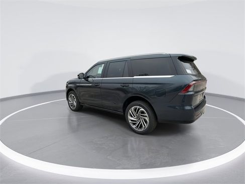 New 2025 Lincoln Navigator Reserve image 6