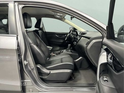 Certified 2022 Nissan Rogue Sport SL image 30