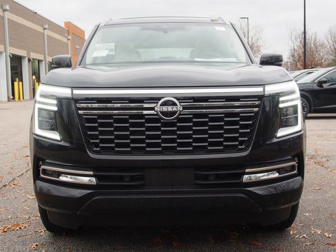 New 2026 Nissan Armada Platinum image 2