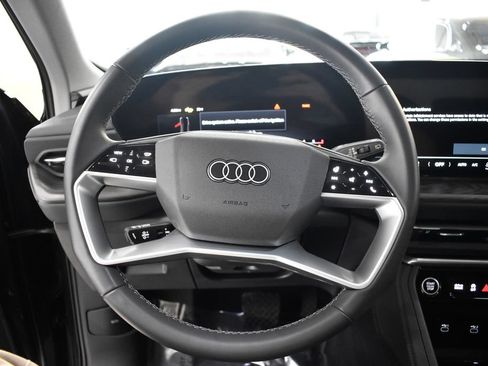Used 2025 Audi Q5 Prestige AWD/4WD image 25