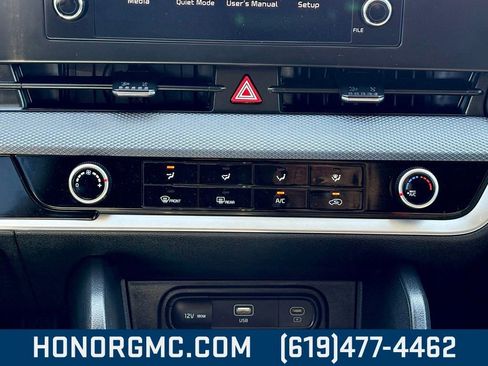 Used 2024 Kia Sportage LX image 30