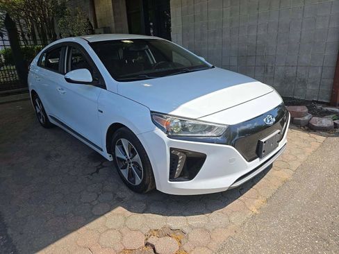 Used 2019 Hyundai Ioniq Electric FWD image 4