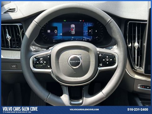 Used 2026 Volvo XC60 B5 Plus w/ Protection Package Premier AWD/4WD image 13