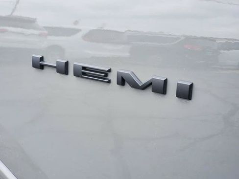 Used 2022 Dodge Durango R/T w/ Blacktop Package AWD/4WD image 33