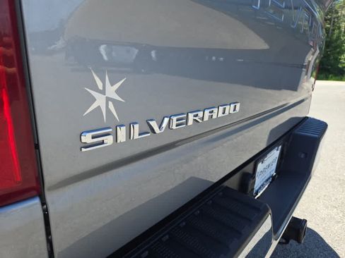 Used 2023 Chevrolet Silverado 1500 LT AWD/4WD image 52