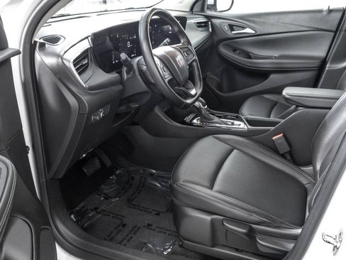 Used 2024 Buick Encore GX Sport Touring AWD/4WD image 7